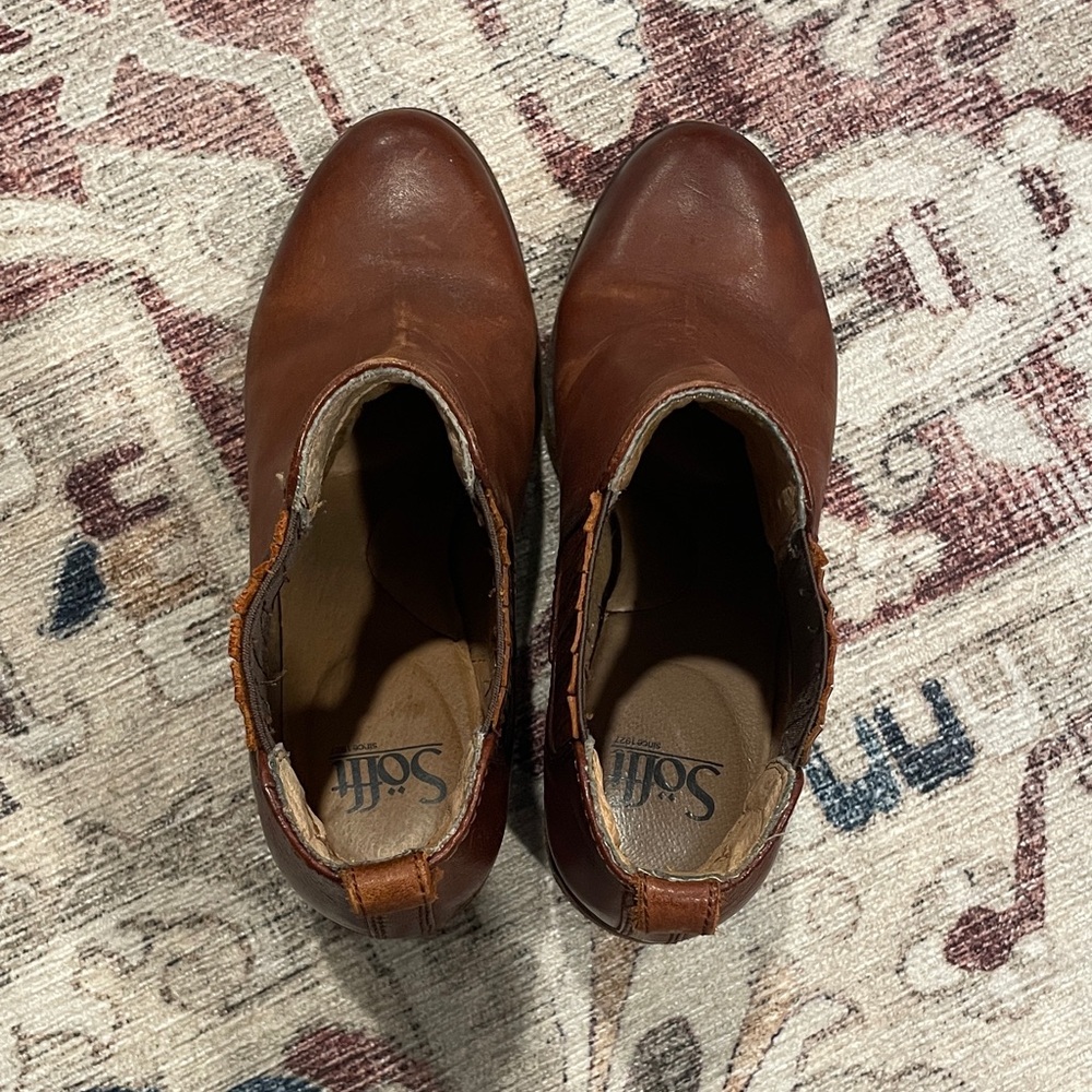 Söfft Women’s Brown Leather Ankle Boots - Classic Chelsea Block Heel - Picture 10 of 10